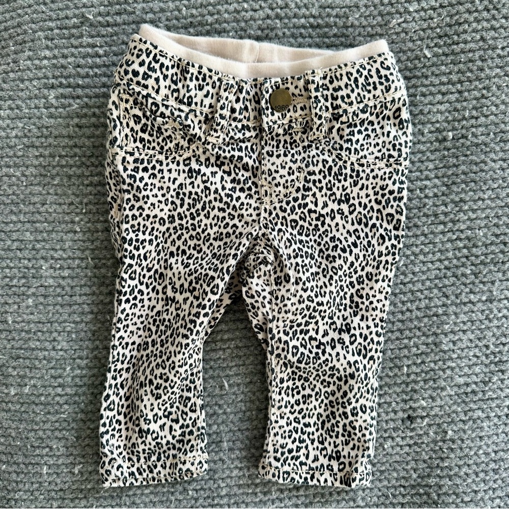 Baby Gap Leopard Knit-Waist Skinny Jeans 3-6M